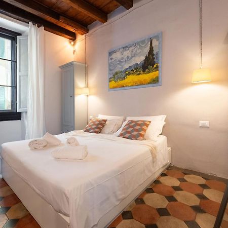 F1 - Santa Croce One Bedroom Apartment For Couples Флоренція Екстер'єр фото