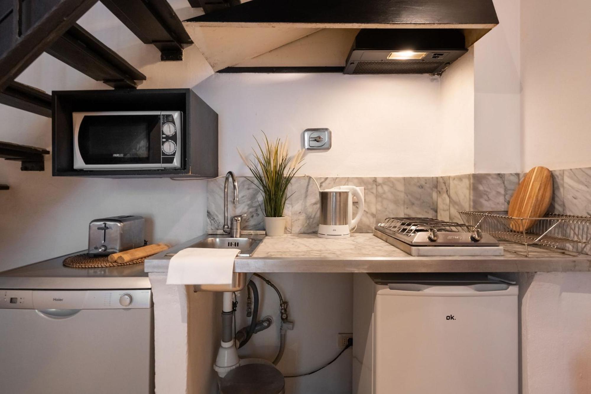 F1 - Santa Croce One Bedroom Apartment For Couples Флоренція Екстер'єр фото