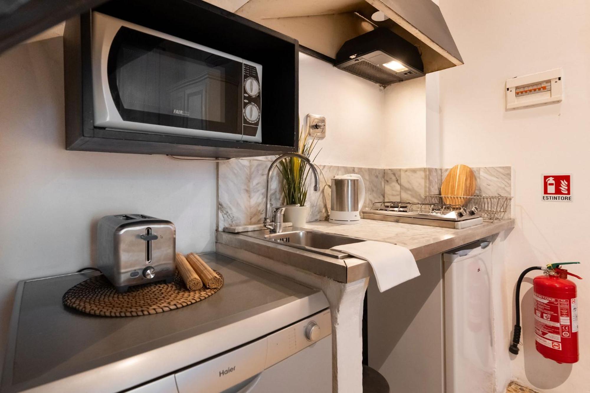 F1 - Santa Croce One Bedroom Apartment For Couples Флоренція Екстер'єр фото